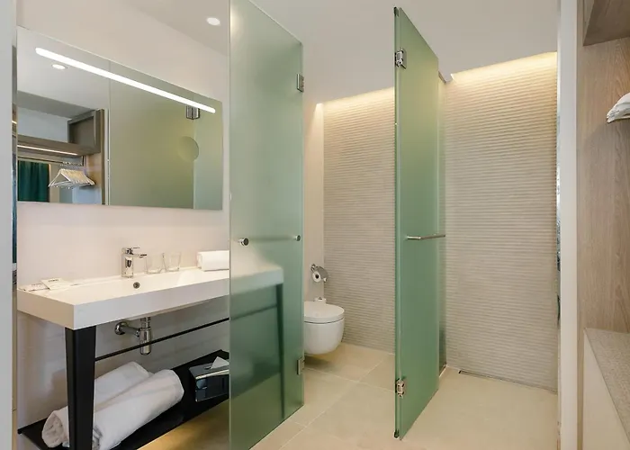 Sol - Don Marco Adults Recommended 4* טורמולינוס