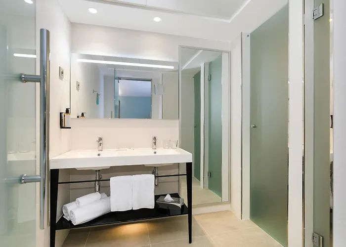 Sol - Don Marco Adults Recommended טורמולינוס