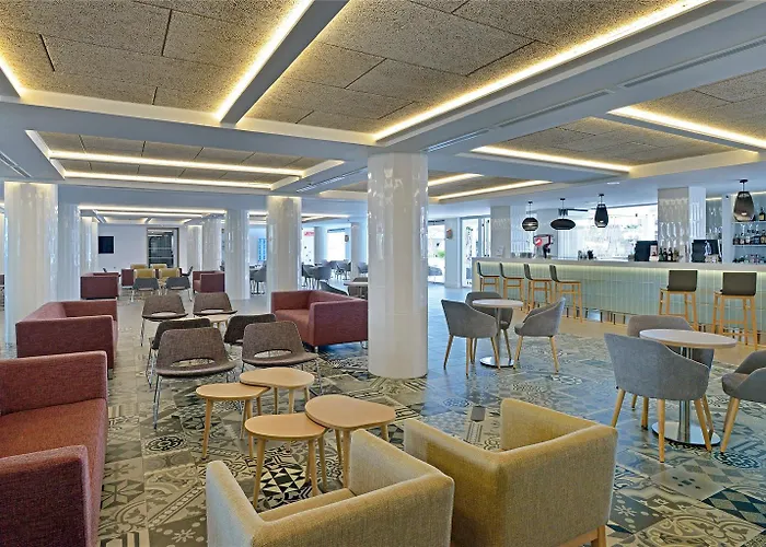 Sol - Don Marco Adults Recommended 4* טורמולינוס