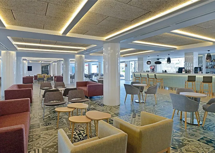 Sol - Don Marco Adults Recommended 4* טורמולינוס